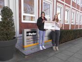 2500$-Spende von der Firma Parker in Bielefeld